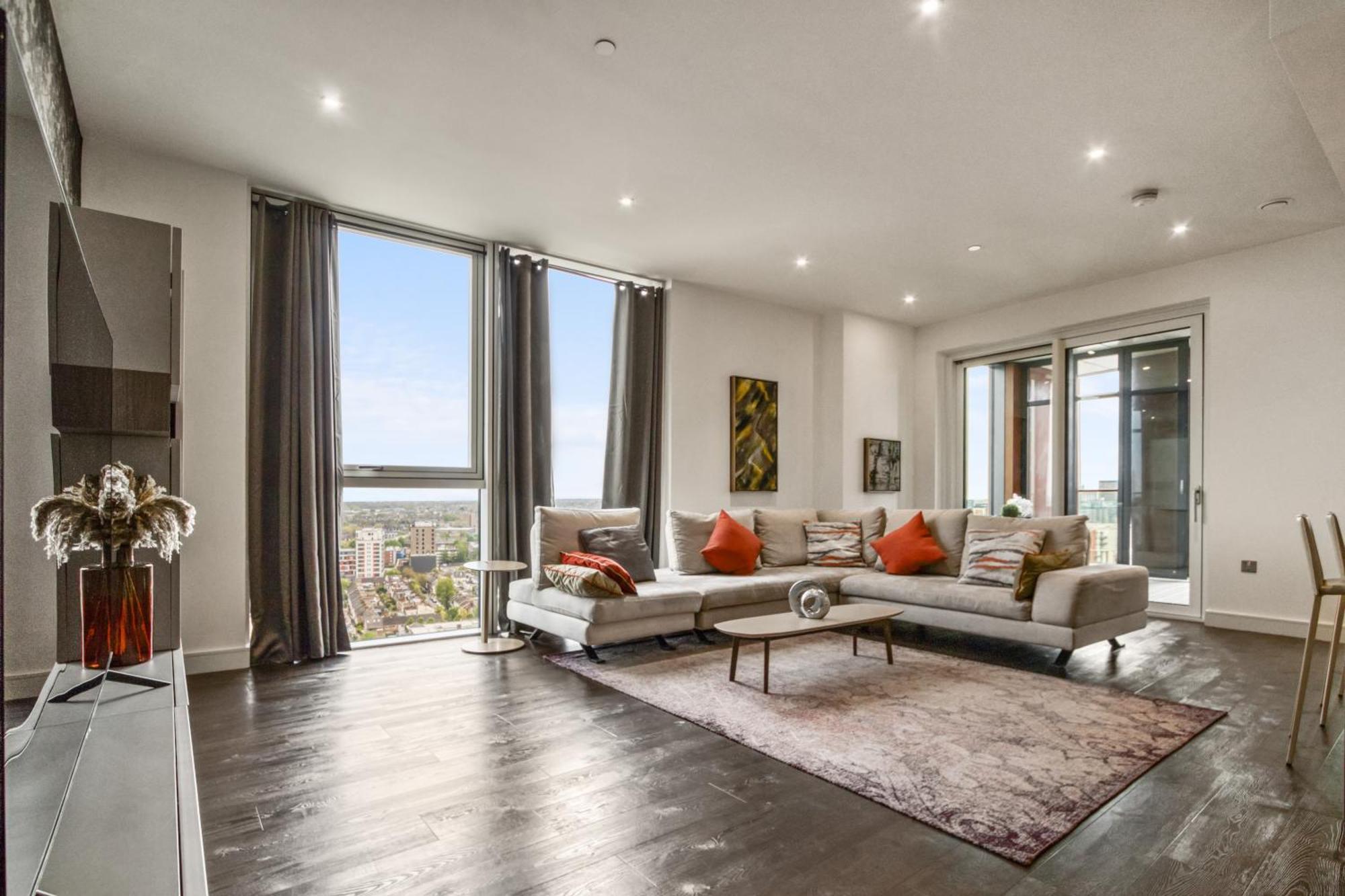 Stunning 360º View Luxurious Penthouse Apartment Лондон Екстериор снимка